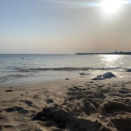 Apartment Vue Mer, Superbe Avec Terrasse!